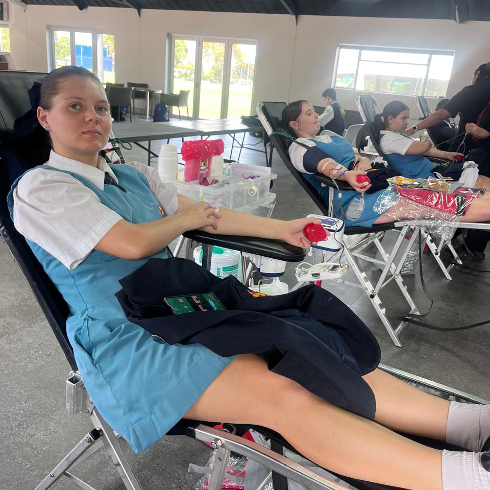 brackenfell-donates-blood HS Brackenfell donates blood