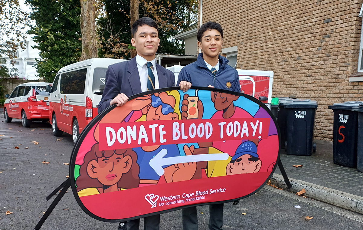 rondebosch-boys-donate-blood-web